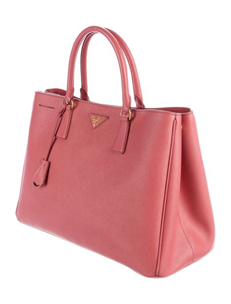 prada saffiano lux tote price philippines|Prada saffiano crossbody wallet.